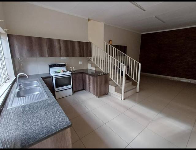 3 BEDROOM PROPERTY TO RENT IN LAUDIUM